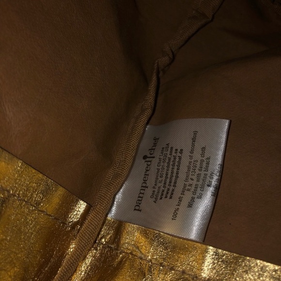 The Pampered Chef bundle reusable wine bag bottle cleaning brushes measuring cup - Picture 8 of 10